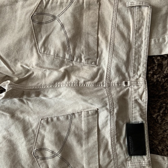 Calvin Klein - Picture 1 of 5